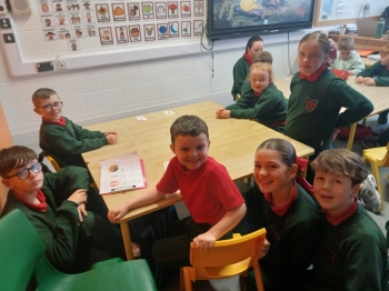 Rang 6 agus Naíonáin Shinsir